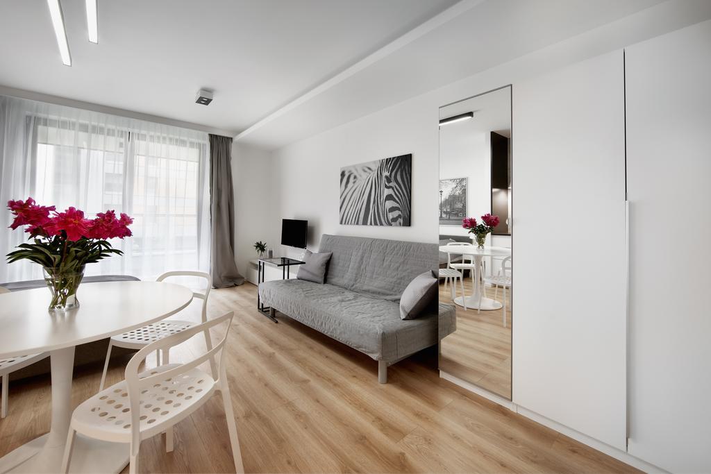 Silverapartments Варшава Экстерьер фото